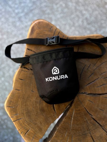 Поясна сумка для ласощів FEED BAG чорного кольору